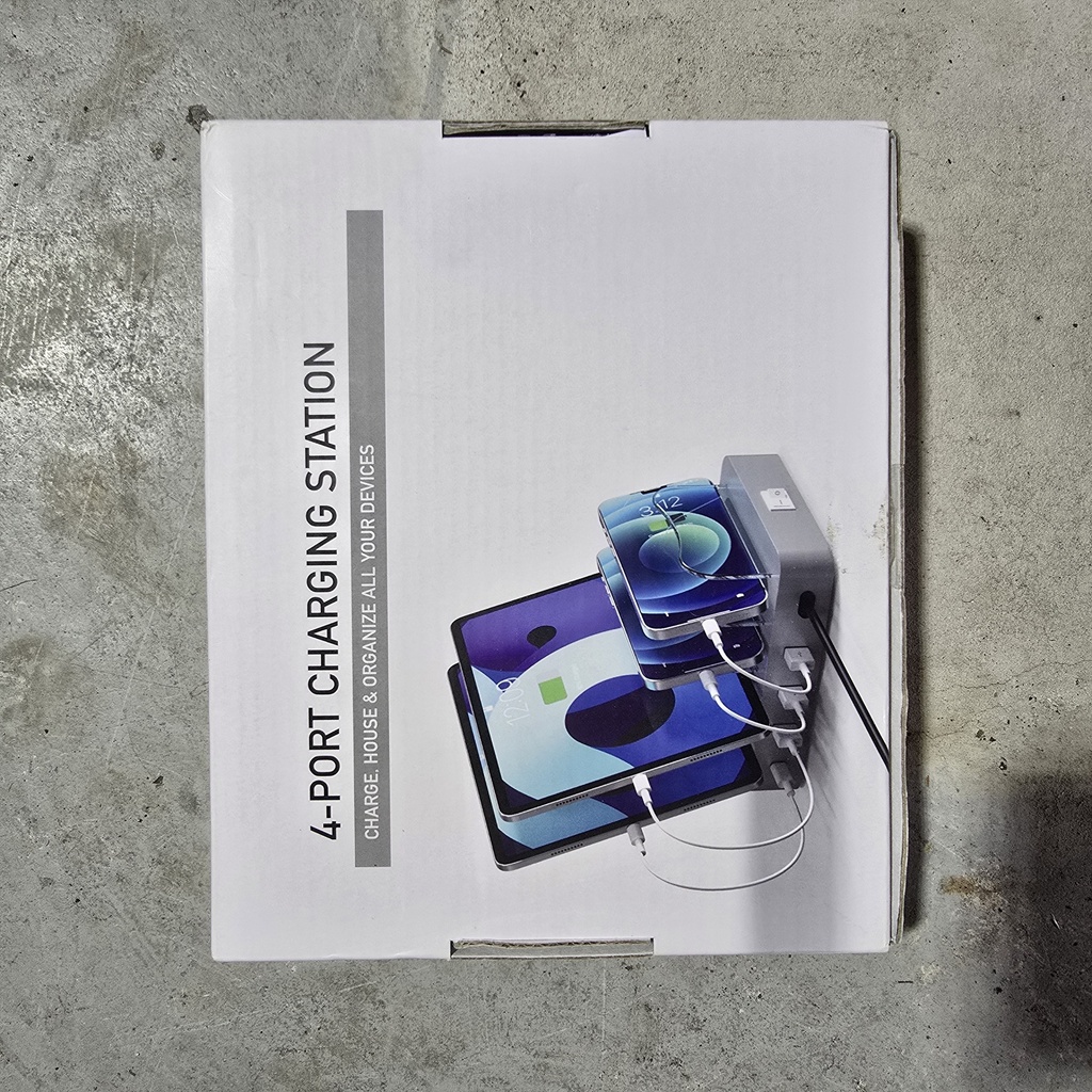 4-Port Charging Station