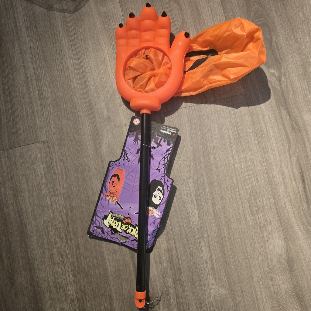 Halloween Candy Candy Grabber